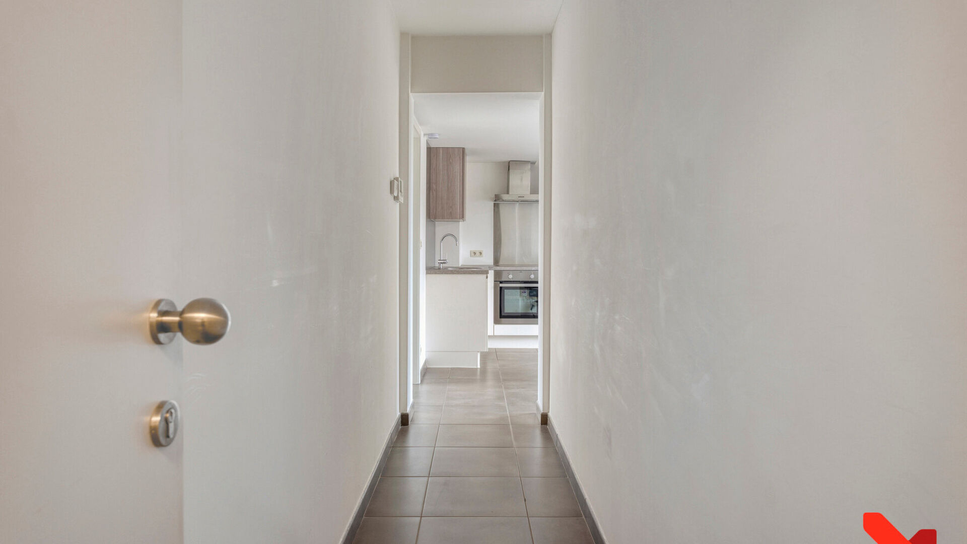 Ontdek dit charmante &eacute;&eacute;nslaapkamerappartement in de Sint-Hubertusstraat te Leuven, de ideale plek voor wie op zoek is naar comfort op een uitstekende locatie.

Dit appartement biedt alles wat je nodig hebt voor een aangenaam en praktisch leven in het ha