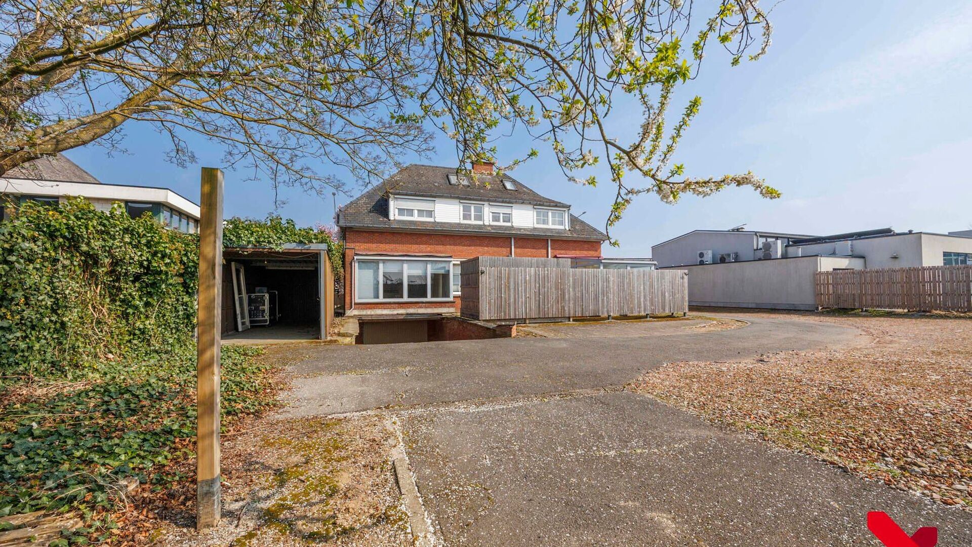 Commercial building for sale in Leuven Heverlee