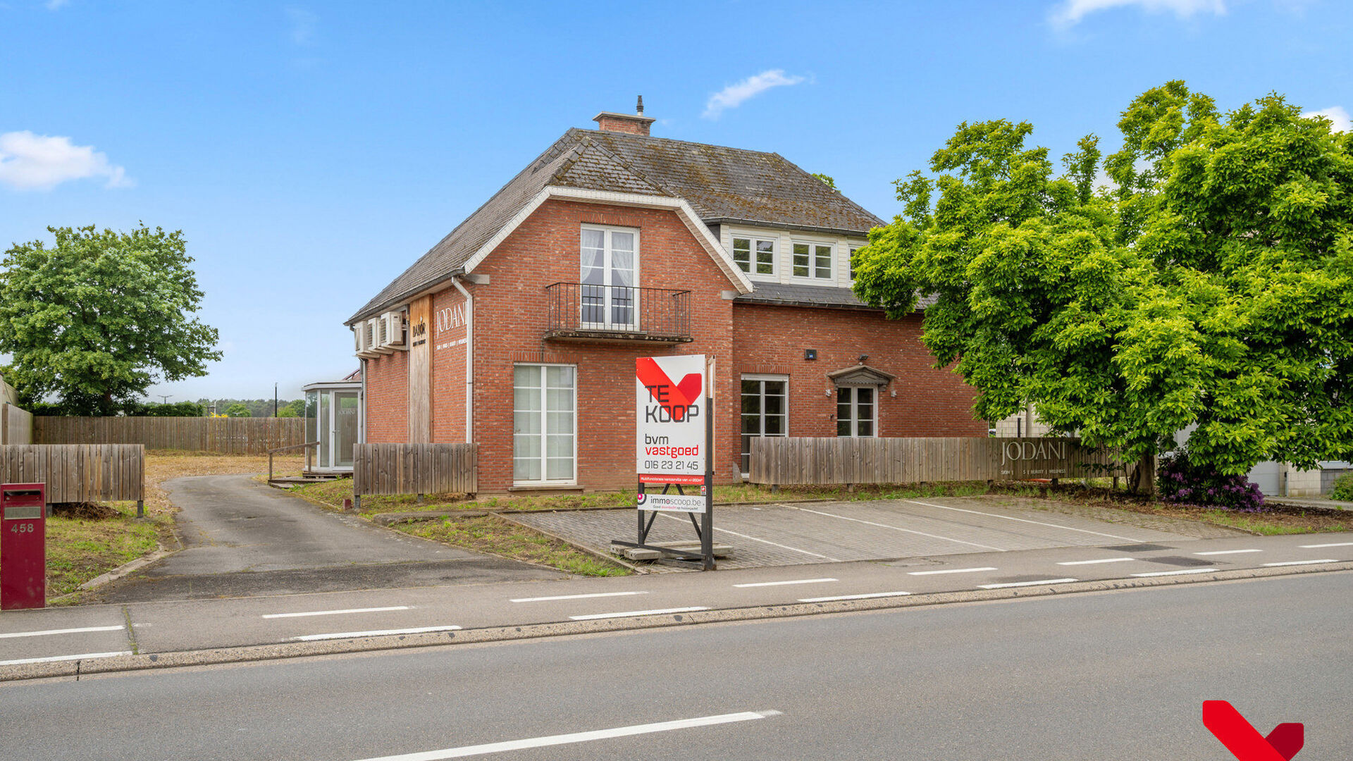 Commercial building for sale in Leuven Heverlee