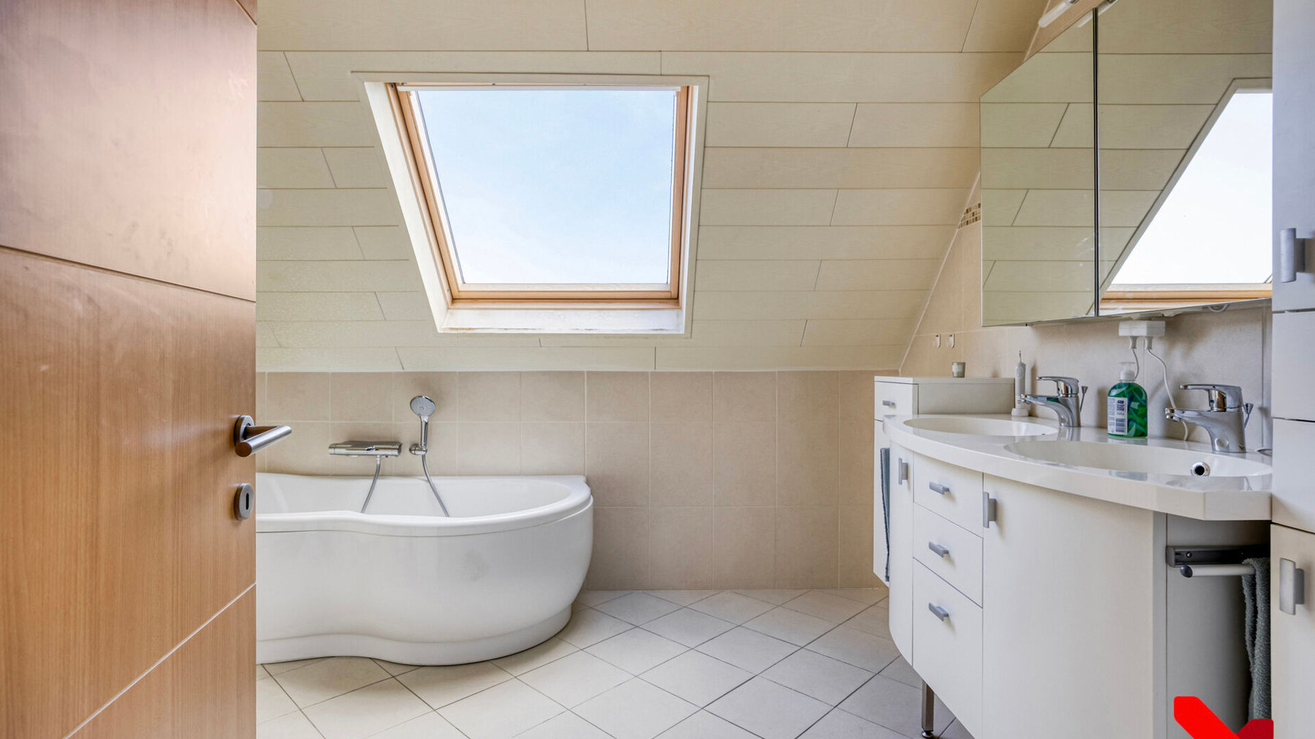 Immeuble mixte à vendre à Lubbeek