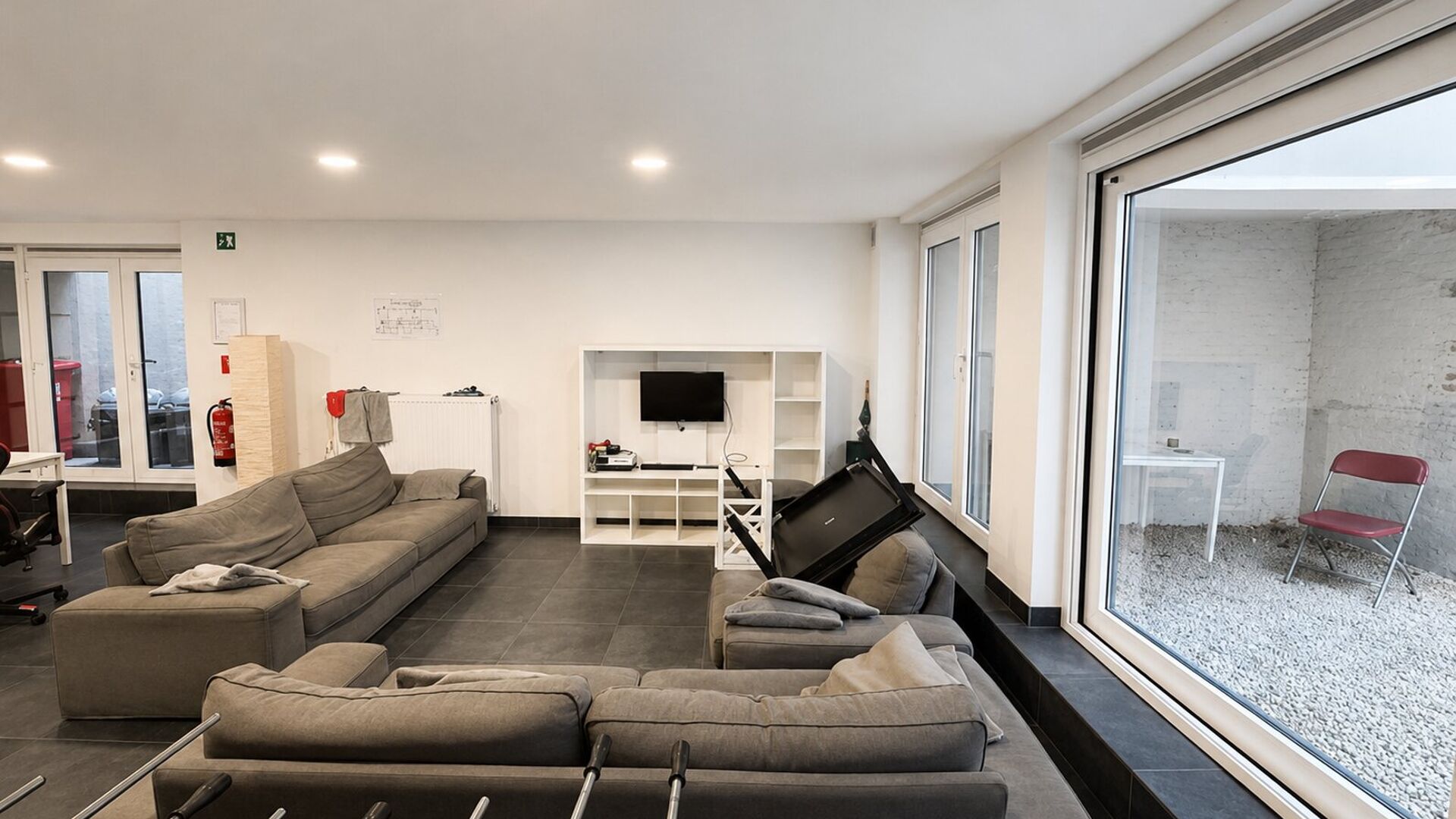 Are you looking for a comfortable student room? Then this cosy student room could be exactly what you are looking for. The room features a private bathroom and is part of a well-maintained student residence. Residents also have access to a shared kitchen,