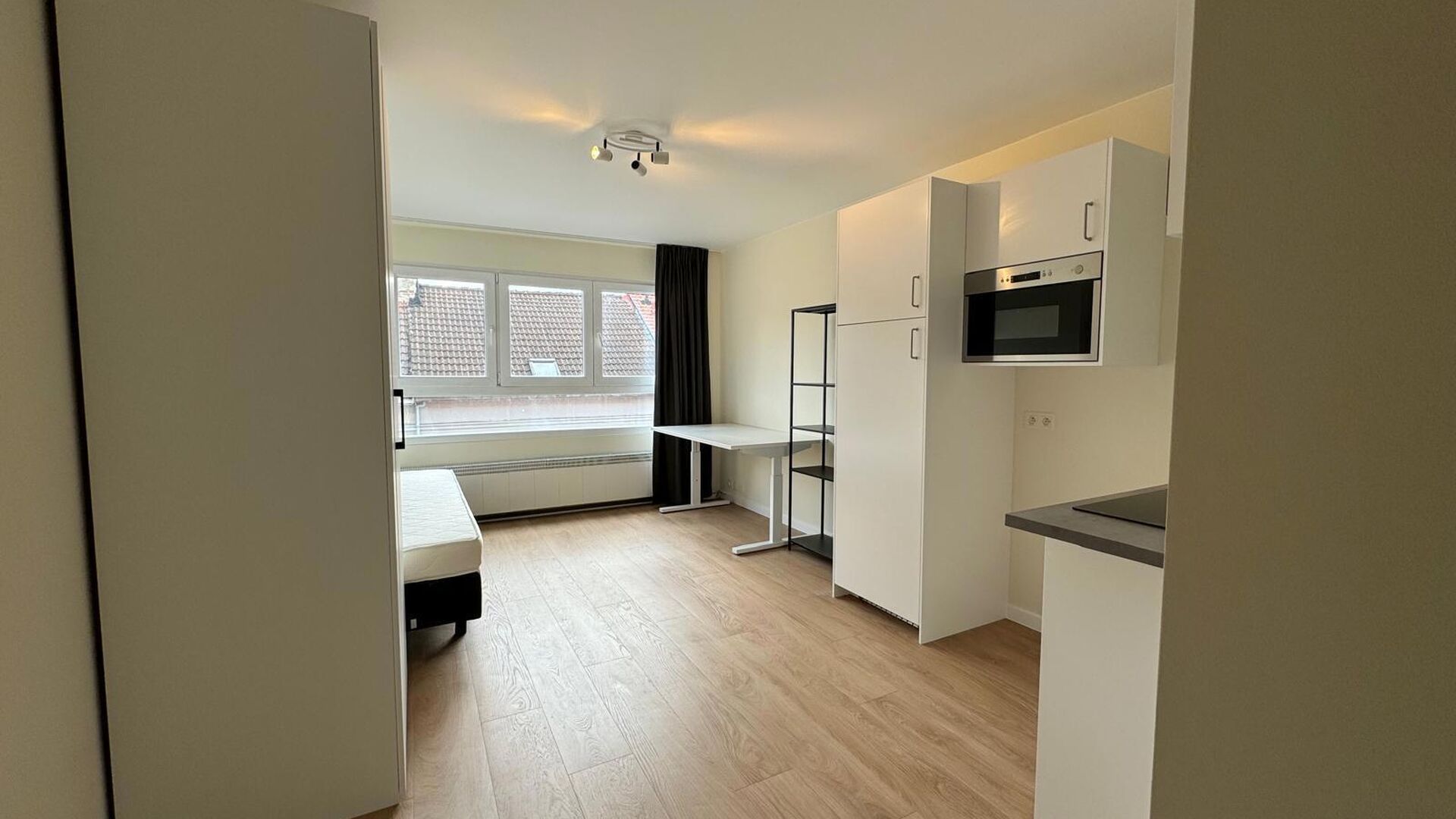 Only students
The studio is located on the third floor of the building, (where there is also an elevator) and includes living/sleeping area with bed, desk, closet, bookshelf, kitchenette and bathroom with shower, sink and WC. 
Recently, the studio was als