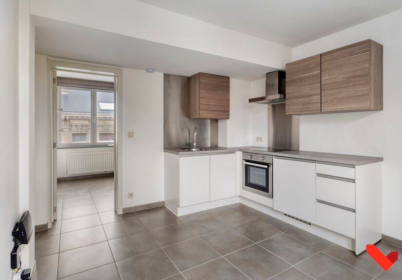 Ontdek dit charmante &eacute;&eacute;nslaapkamerappartement in de Sint-Hubertusstraat te Leuven, de ideale plek voor wie op zoek is naar comfort op een uitstekende locatie.

Dit appartement biedt alles wat je nodig hebt voor een aangenaam en praktisch leven in het ha